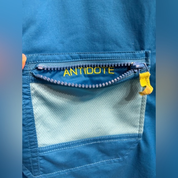 Antidote Scrub set Top & Pants in blue Women’s size Small EUC. - Picture 6 of 16